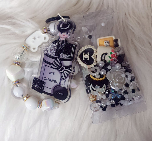 Designer Black & White Accessory